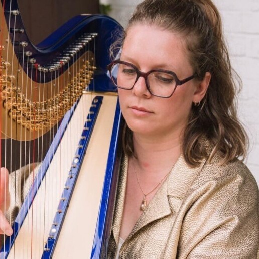 Harpist Oost-souburg  (NL) Bruiloft harpiste Nicki