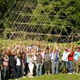 Trainer/Workshop Utrecht  (NL) Teambuilding activiteit: Bamboestieken