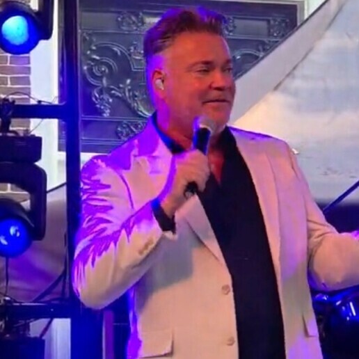 Singer (male) Utrecht  (NL) Andre Schuurman—THE PARTY ANIMATOR!!