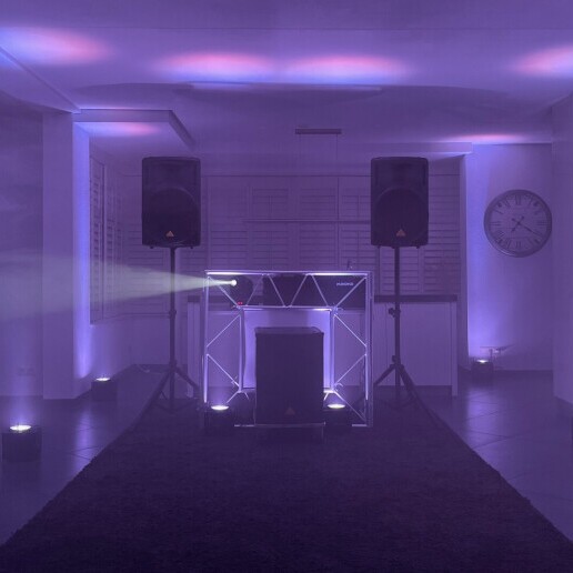 Drive-in show Hillegom  (NL) Allround DJ + Live Lichtregie - Premium