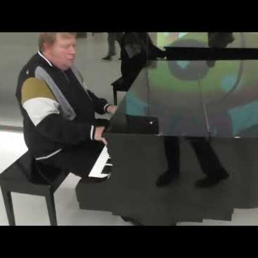 Pianist 's Gravenhage  (NL) Creative pianist with great feeling.