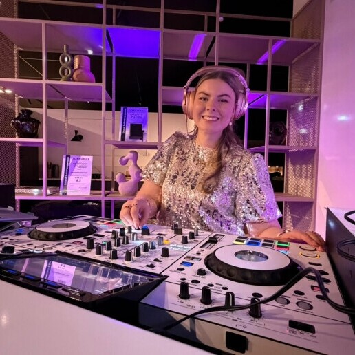 DJ Vinkel  (NL) DJ on the Floor | Feelgood Party DJ