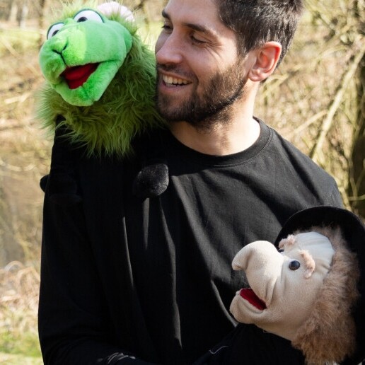 Kindervoorstelling Zoetermeer  (NL) Poppentheater: De Heks van Hiernaast
