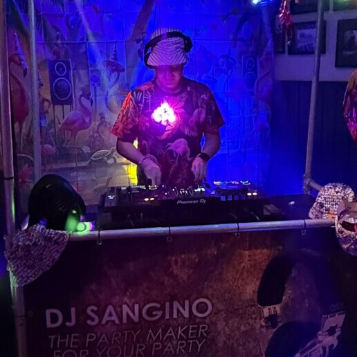 Drive-in show Rotterdam  (NL) Dj Sangino The party maker