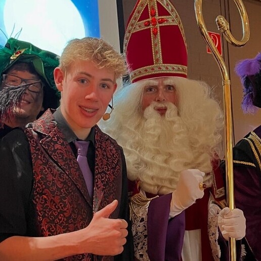 Magician Kampen  (NL) Sinterklaas Performance Magician Jesse