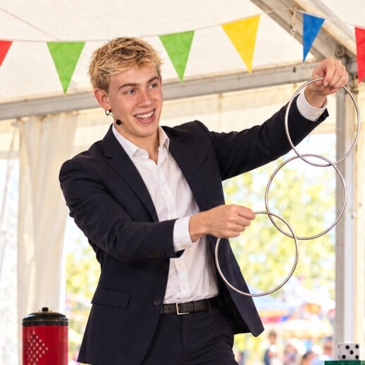 Magician Kampen  (NL) Magic Experience | Magician Jesse