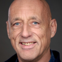 Speaker Almere  (NL) How to grow old healthy!