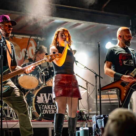 Band Utrecht  (NL) Ivy Takes Over | 90's R00's Rock Hits!