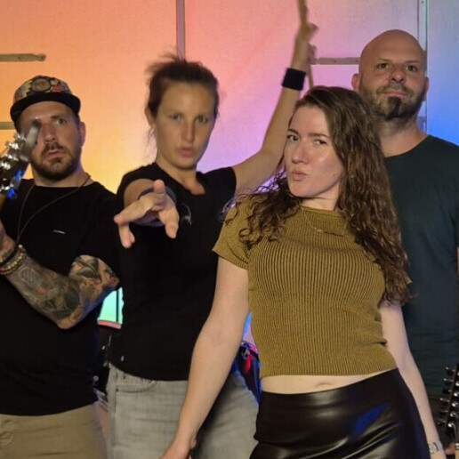Band Houten  (NL) Ivy Takes Over
