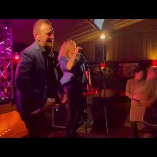 Singer (male) Arnhem  (NL) SING - Live On Stage