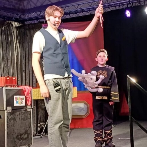 Kindervoorstelling Alkmaar  (NL) BalloonMagic Kindershow