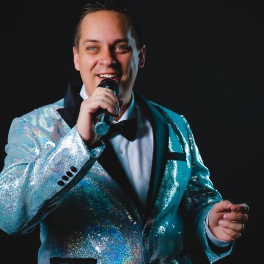 Singer (male) Brielle  (NL) Dutch-Language Party Singer Silvester