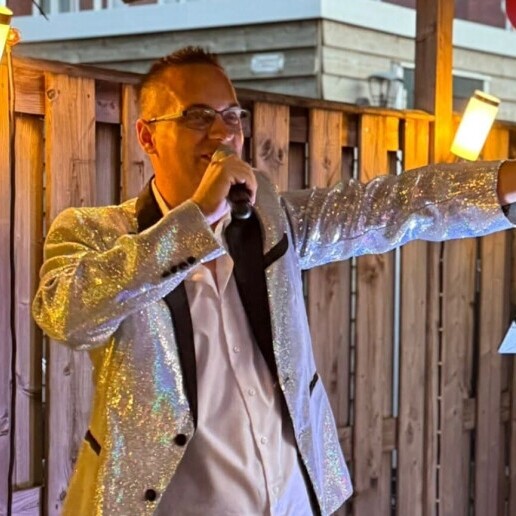 Zanger Brielle  (NL) Hollandse Zanger Silvester – Volkszanger