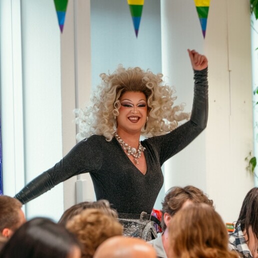Actor Amsterdam  (NL) Drag Queen Show - Mary Jane Holland