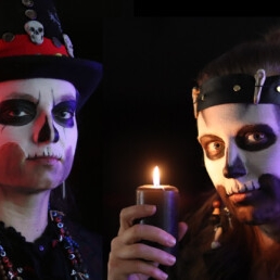 Vuurshow: The Witchdoctors - Fire & Glow