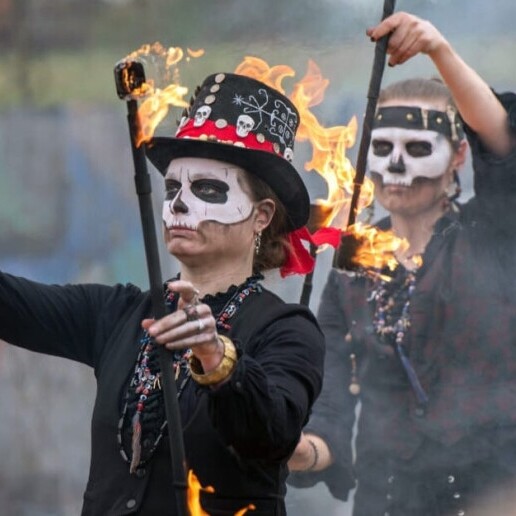 Stunt show Groesbeek  (NL) Fire show: The Witchdoctors - Fire & Glow