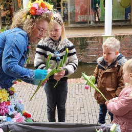 Flower Ladies