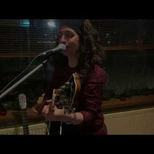Zangeres Werkendam  (NL) Soloartiest Zoë-Joy