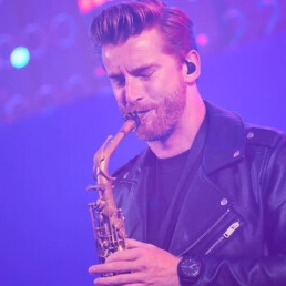 Tom Jacks (on Sax)