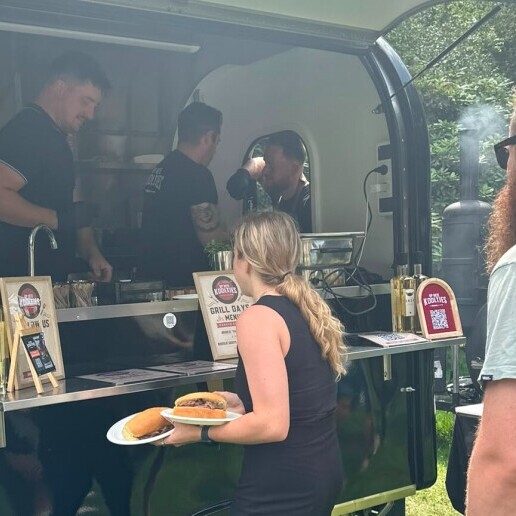 Food truck Almere  (NL) Custom BBQ