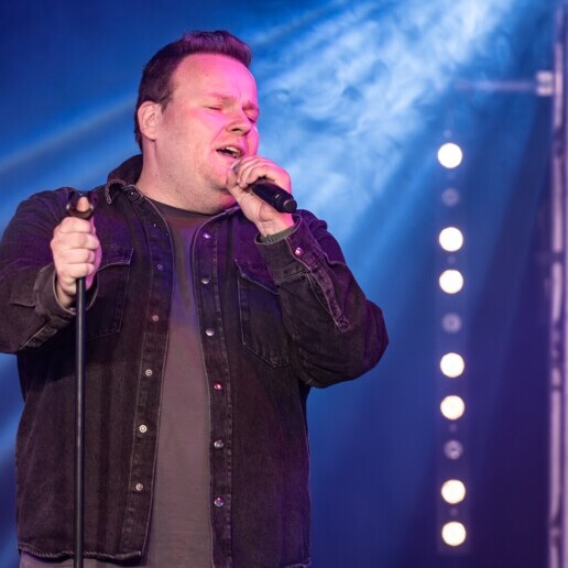 Zanger Maurik  (NL) Jim Leijen - Zanger