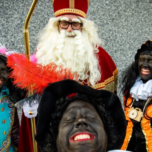 Karakter/Verkleed Sint-Truiden  (BE) Sint en Pieten op huisbezoek