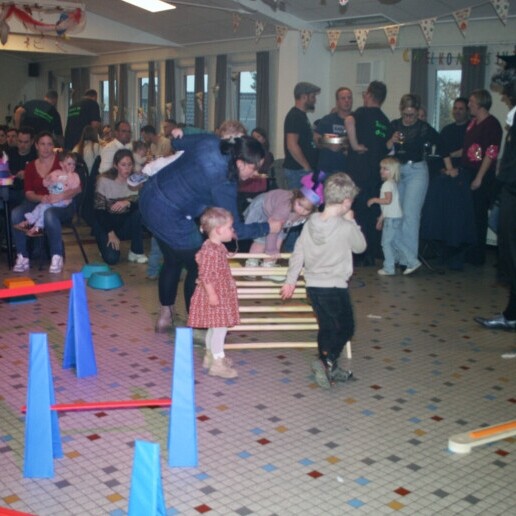 Event show Sint-Truiden  (BE) De Pietenschool – Spoedcursus tot hulppiet