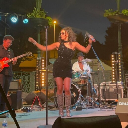 Singer (female) Den Haag  (NL) Soul Disco Motown Singer