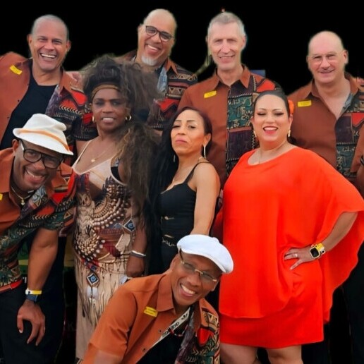 Band Spijkenisse  (NL) Salsaband Los Elegantes Caribeños