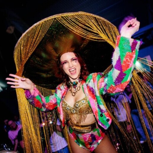 Danser Vught  (NL) Danseressen | Extra Colourful