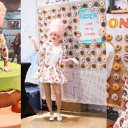 Thematische hostess - Donut dame