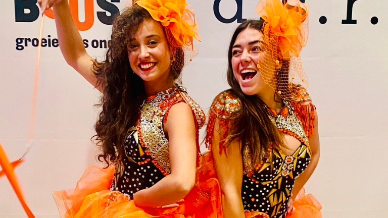 Dancers - Orange Dance Divas