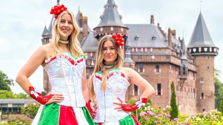 Thematische hostess - Italiaanse dames