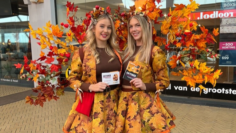 Thematische hostess - herfst dames