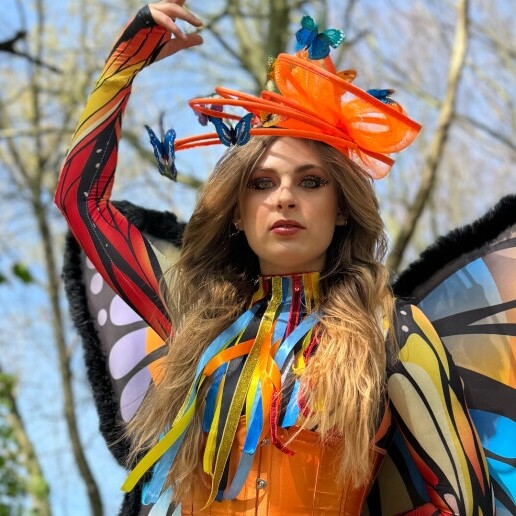 Actor Beesd  (NL) Stilt act: Butterfly Queen