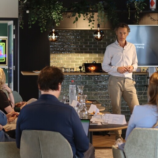 Spreker Voorschoten  (NL) Strategische middagsessie AI, werk & tal