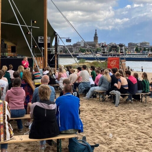 Cabaret Elst  (Gelderland)(NL) Open-mic-comedyshow