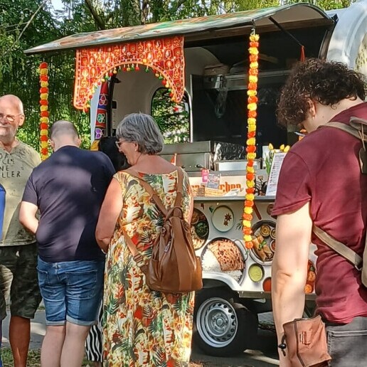 Foodtruck Utrecht (NL) Janus kitchen- Bhojana: Smaak van India!