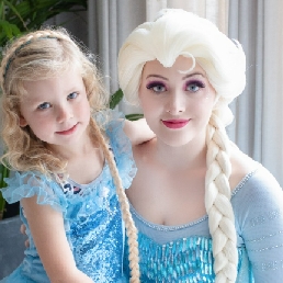 Character/Mascott Assen  (NL) ✨ Ice queen Elsa at children's party