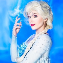 Character/Mascott Assen  (NL) ✨Queen Elsa at your event - princess