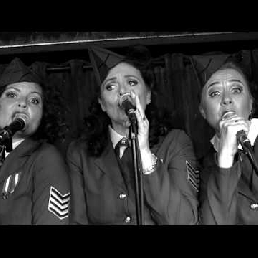 Vocalswing trio ‘The Cherries’!