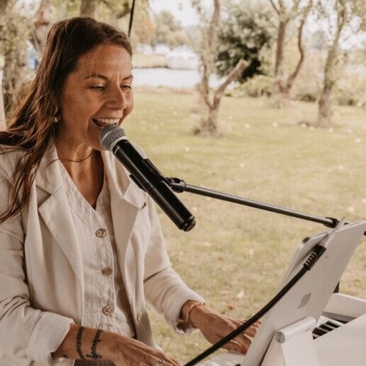 Singer (female) Groningen  (NL) ELSE MERIT | Wedding Singer