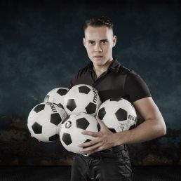 Jongleur Eindhoven  (NL) VOETBAL JONGLEUR