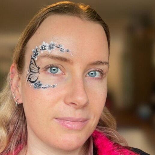 Make-up artist Lelystad  (NL) Face Painting for Adults: Festival Face Art