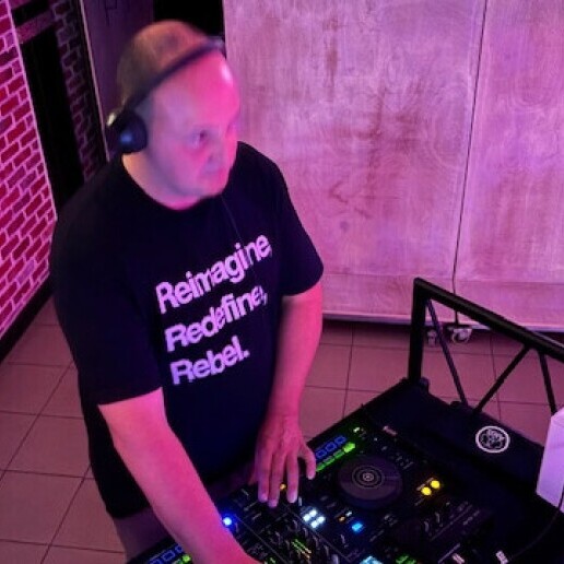 DJ Buggenhout  (BE) Allround DJ Kurt-M – Dé feest- en evenement-DJ