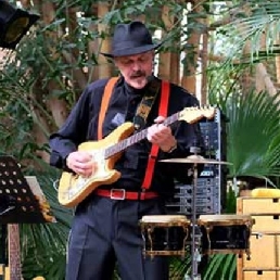 Band Bolsward  (NL) One man Band Rob Meyer