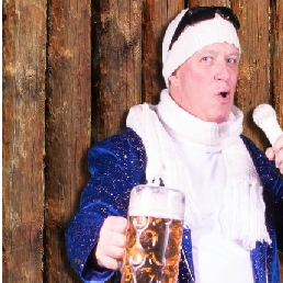 Antony aus tirol! With après-ski show!!!