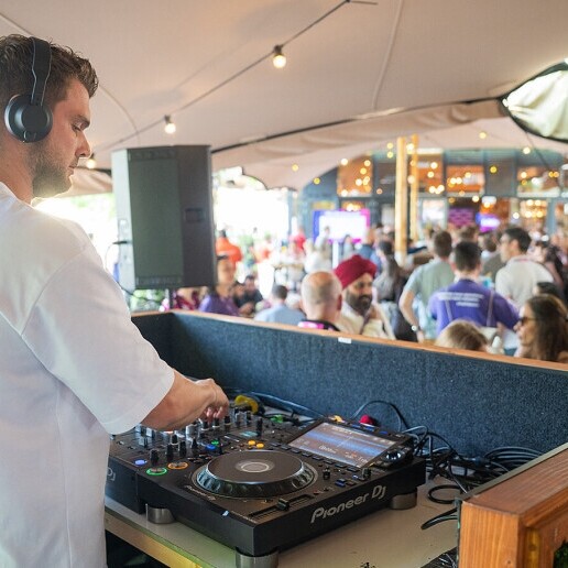 DJ Uithoorn  (NL) Nick Julian