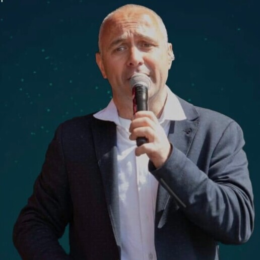 Singer (male) Bergen op Zoom  (NL) Party singer Rob