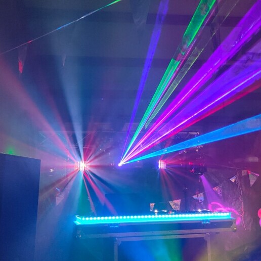 DJ Borger  (NL) DJ with light & sound